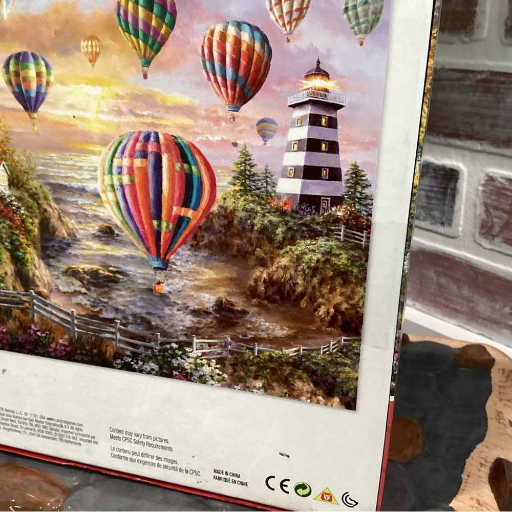 SEALED - 1000 Piece Puzzle - Balloons Over Cottage Cove - Like New - Picture 8 of 10